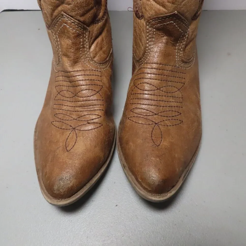 Coconuts Gaucho Womens Size 6M Tan Brown Western Cowboy Boots Embroidered Mid Ca